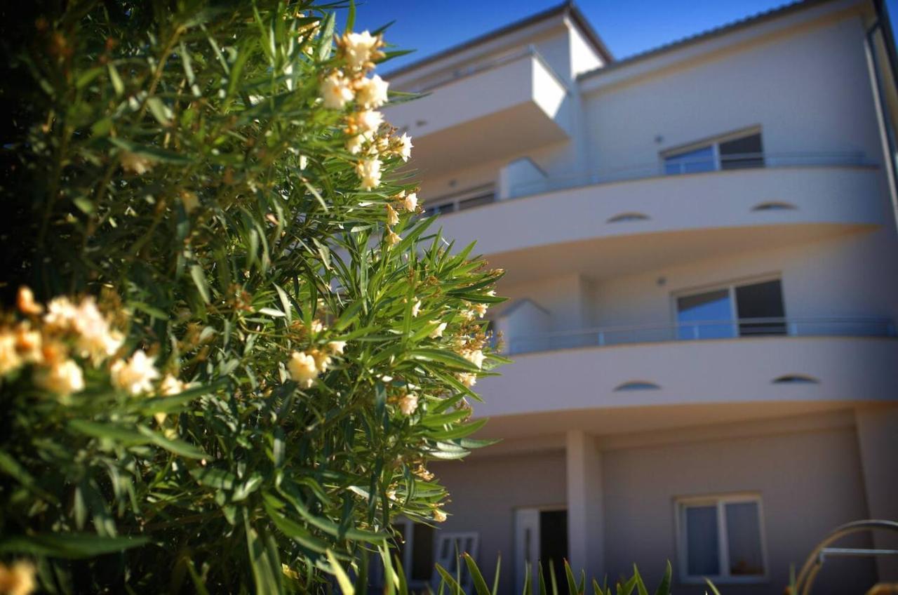 Apartment Avada Novalja Zewnętrze zdjęcie