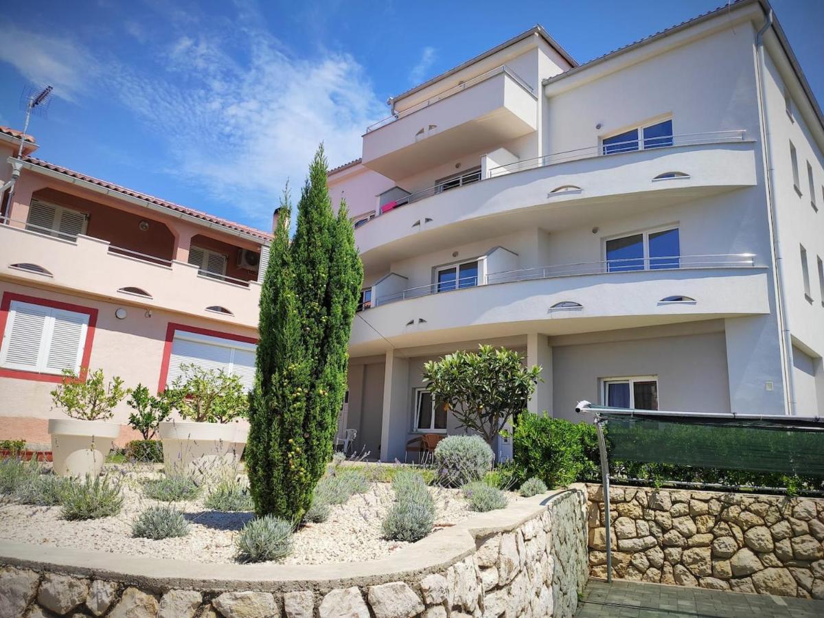 Apartment Avada Novalja Zewnętrze zdjęcie