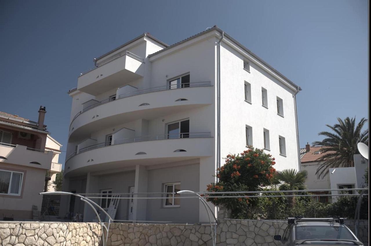 Apartment Avada Novalja Zewnętrze zdjęcie